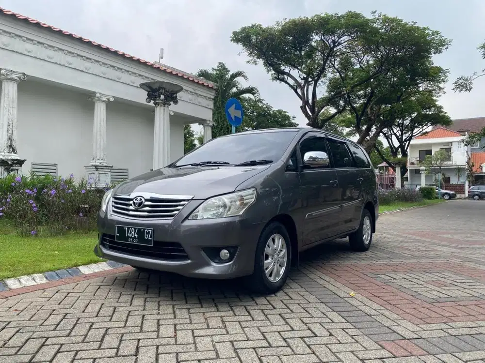 Toyota Kijang Innova G Manual Diesel 2012