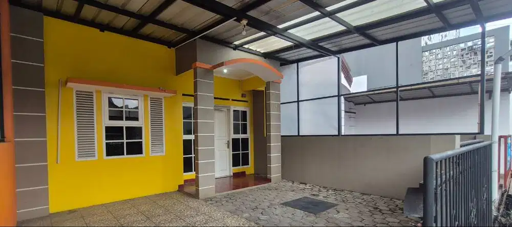 [Over Sewa] Rumah Komplek Kawaluyaan Indah Terawat Murah