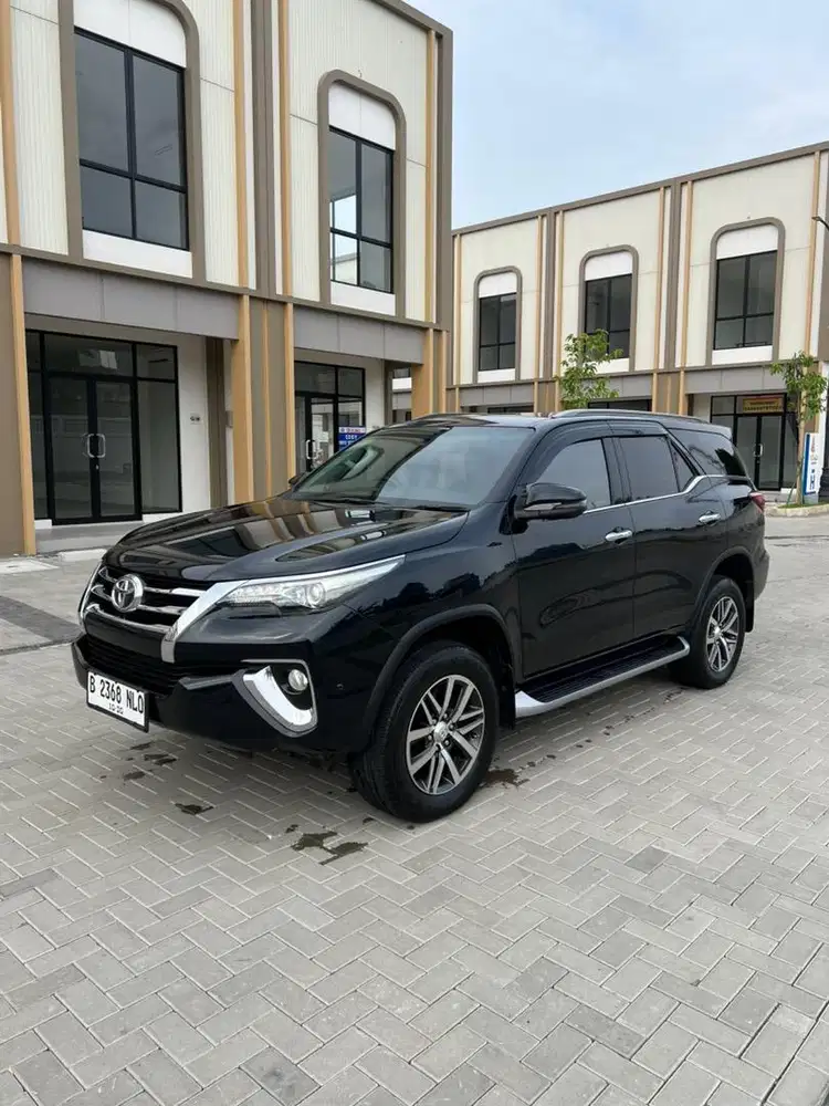 LOW KM MULUS TERAWAT LIKE NEW ! Toyota Fortuner 2.4 VRZ AT Diesel 2018