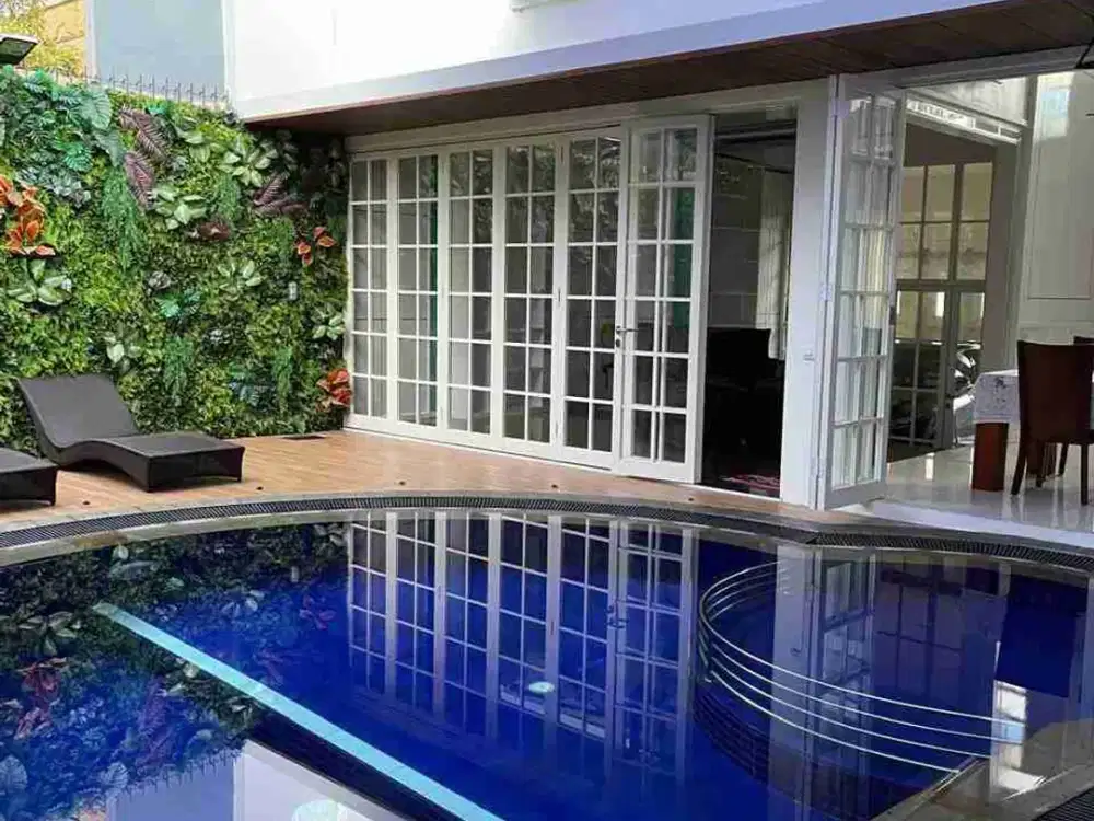 Strategis! Araya Greenwood Swimming Pool Full Interior