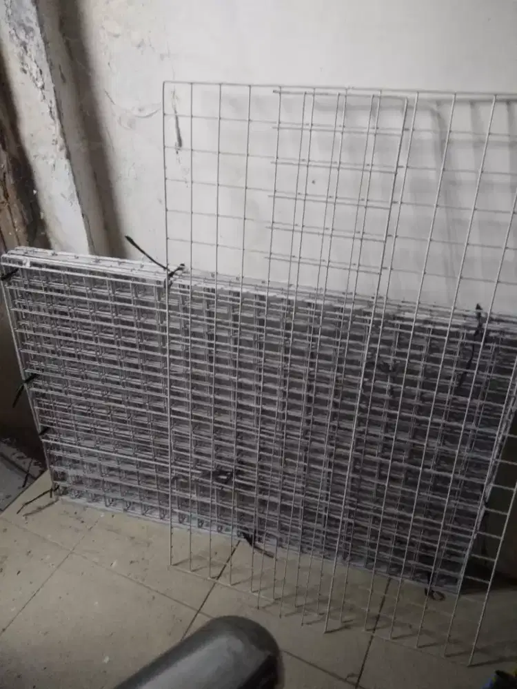 Gantungan aksesori barang