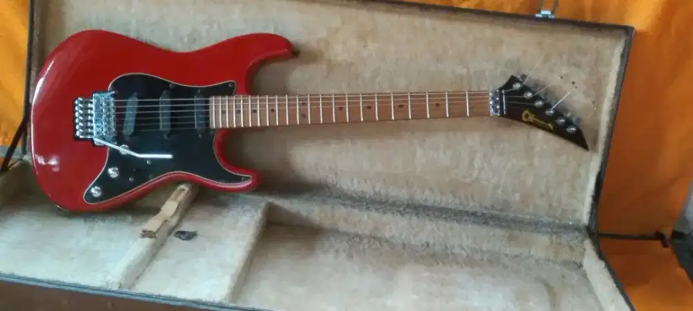 Electric Guitar Charvel / Jackson thn 86/87