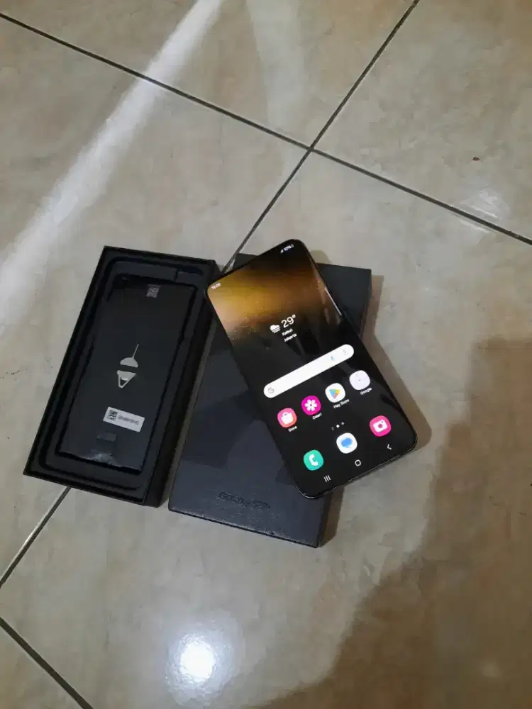 Samsung S22 plus 8/256 sein fulset