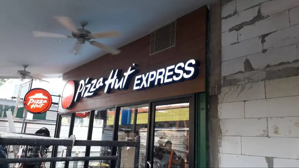 Billboard, neonbox, acrylic, huruf timbul, totemsign, Facade ACP