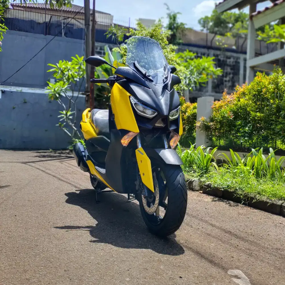Xmax simpanan antik kuning km low 3rb pajak hdp panjang Mint condition
