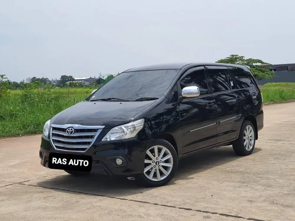 [ TDP 15 jt ]  Toyota Innova 2.0 G AT BENSIN 2015 Hitam