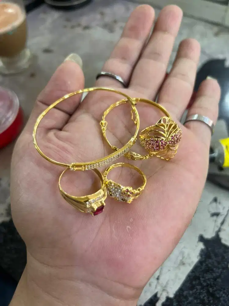 Terima jual emas rusak surat hilang dengan harga tinggi