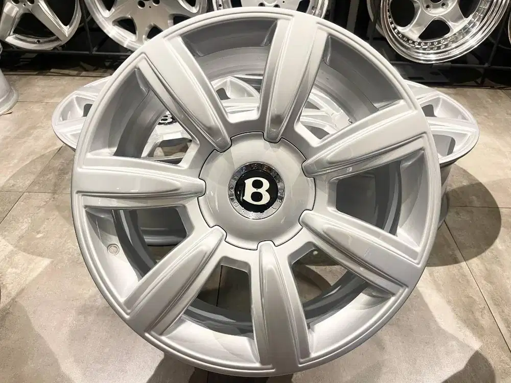 Velg OEM Bentley Continental GT, R-20, Lebar 9, Pcd 5 x 112
