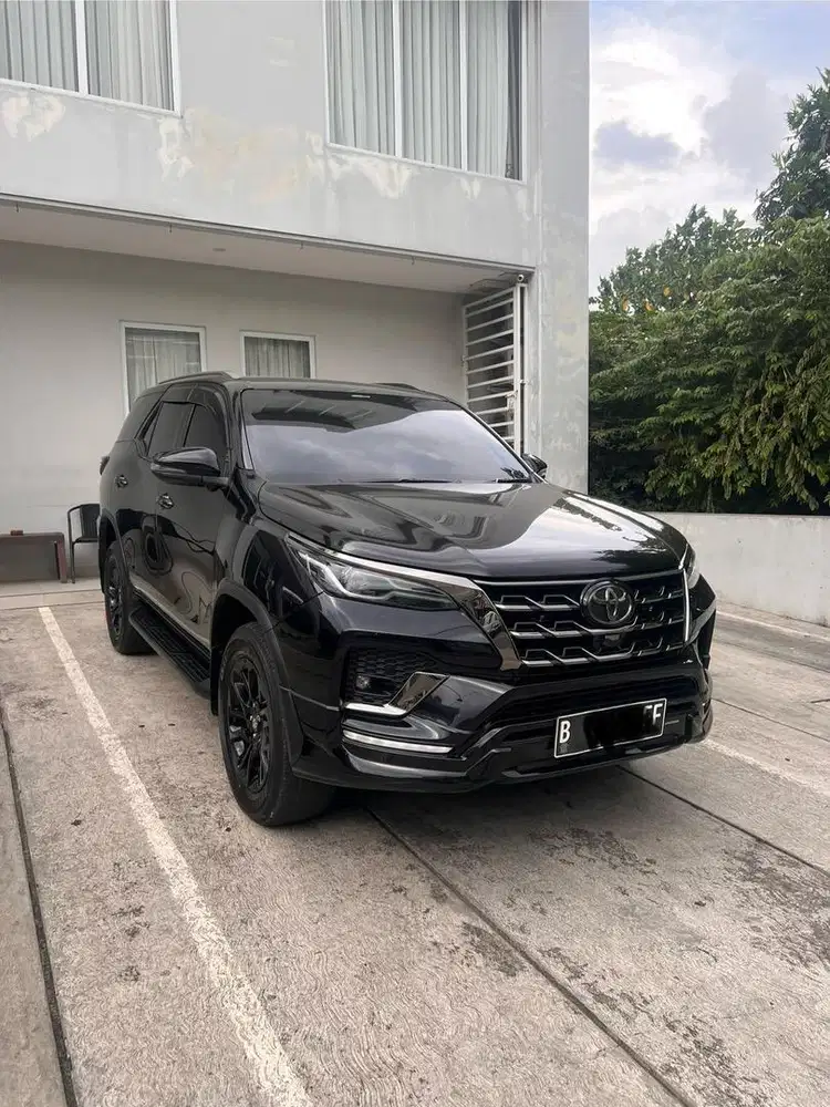 VRZ GR 2.4 km 50 rb 2021 mobil tinggal pakai