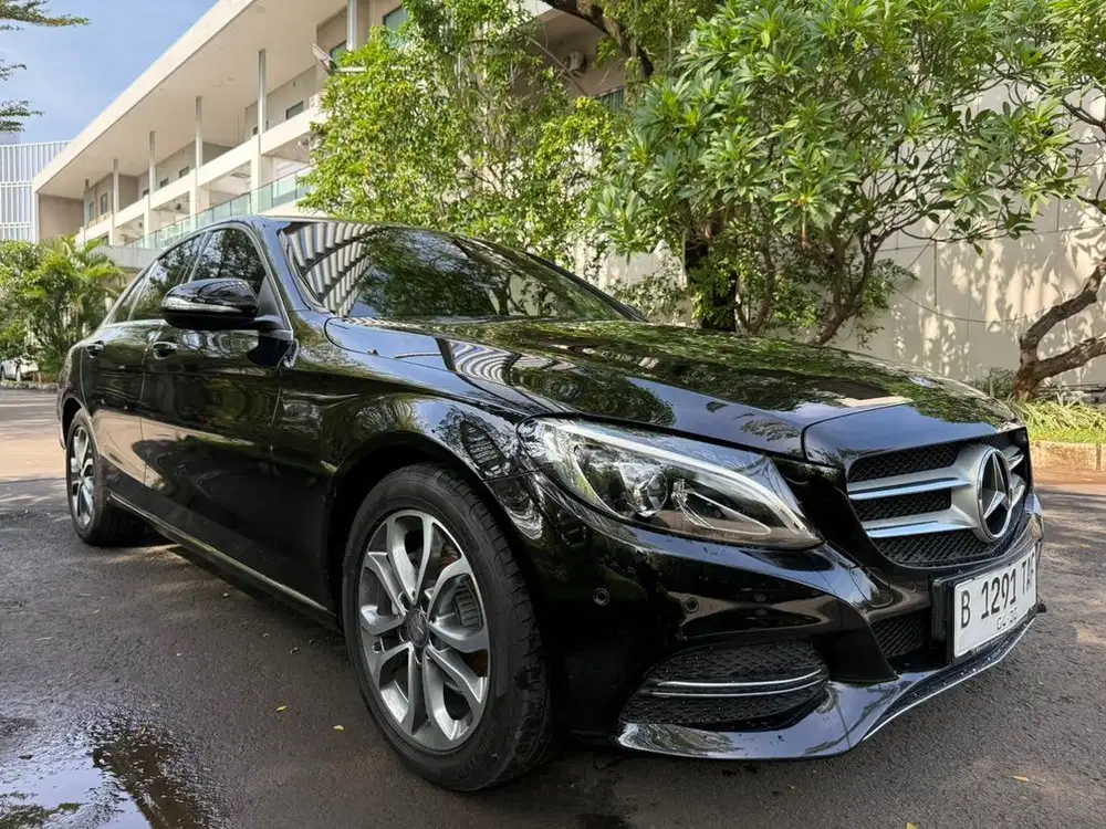 Mercedes-Benz C200 2015