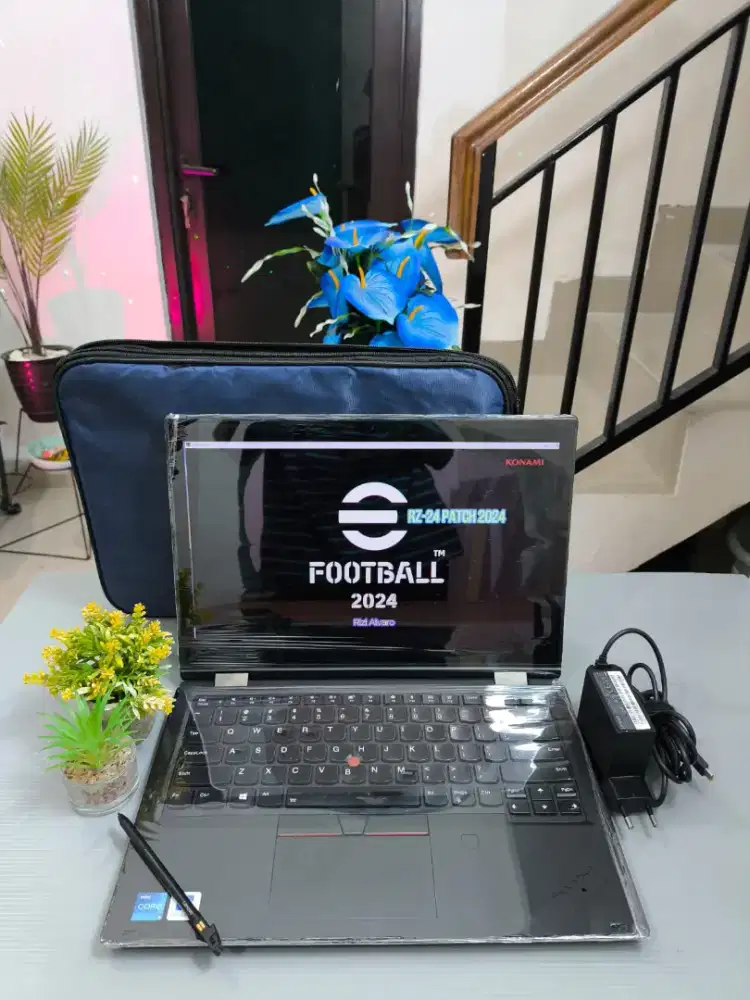 Laptop Lenovo Thinkpad YOGA 390 V38 Black Edition TOUCHSCREEN+PEN