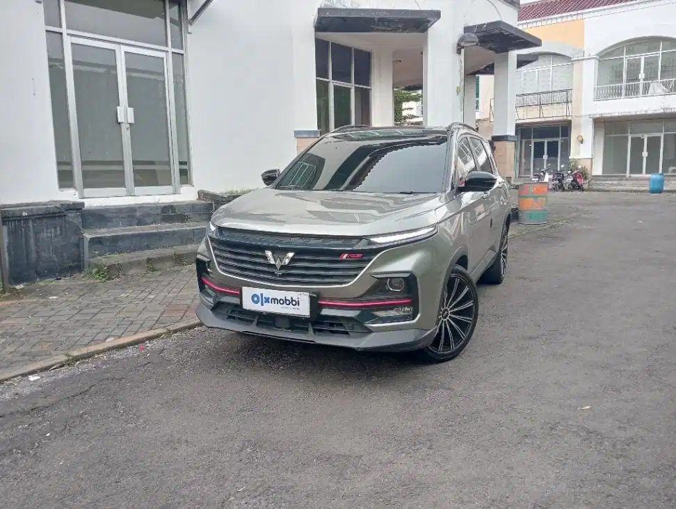 Like New - WULING ALMAZ RS 1.5 T PRO BENSIN A/T 2021 ABU