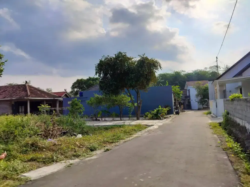 Di Jual Tanah Kavling Dalam Cluster Lingkungan Perumahan Strategis Area Jalan Seyegan Sleman Barat Cebongan