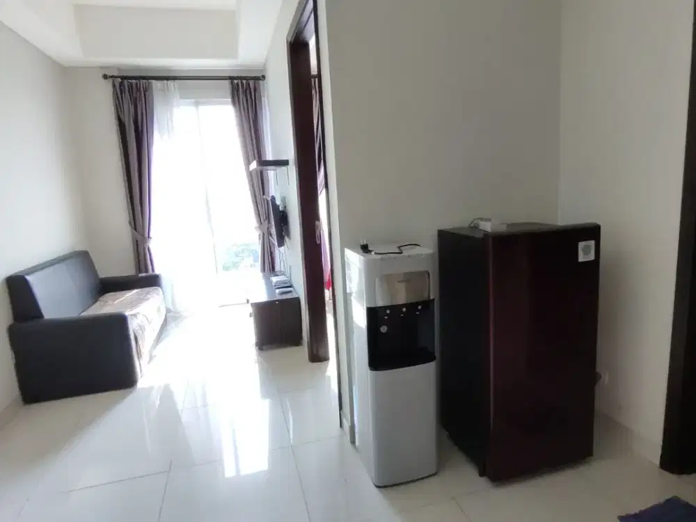 Disewakan 1 Kamar Tidur Apartemen Puri Mansion Kondisi Furnish Bonus View Kolam Renang Cantik Apik Harga Termurah 38 Juta/Tahun Saja
