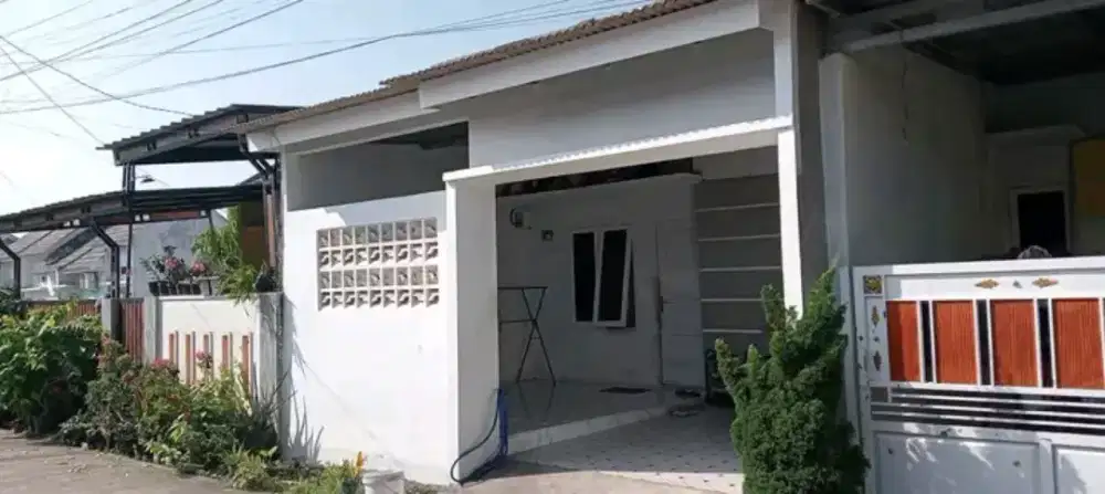 Jual Cepat Rumah Tt/Bt Emas