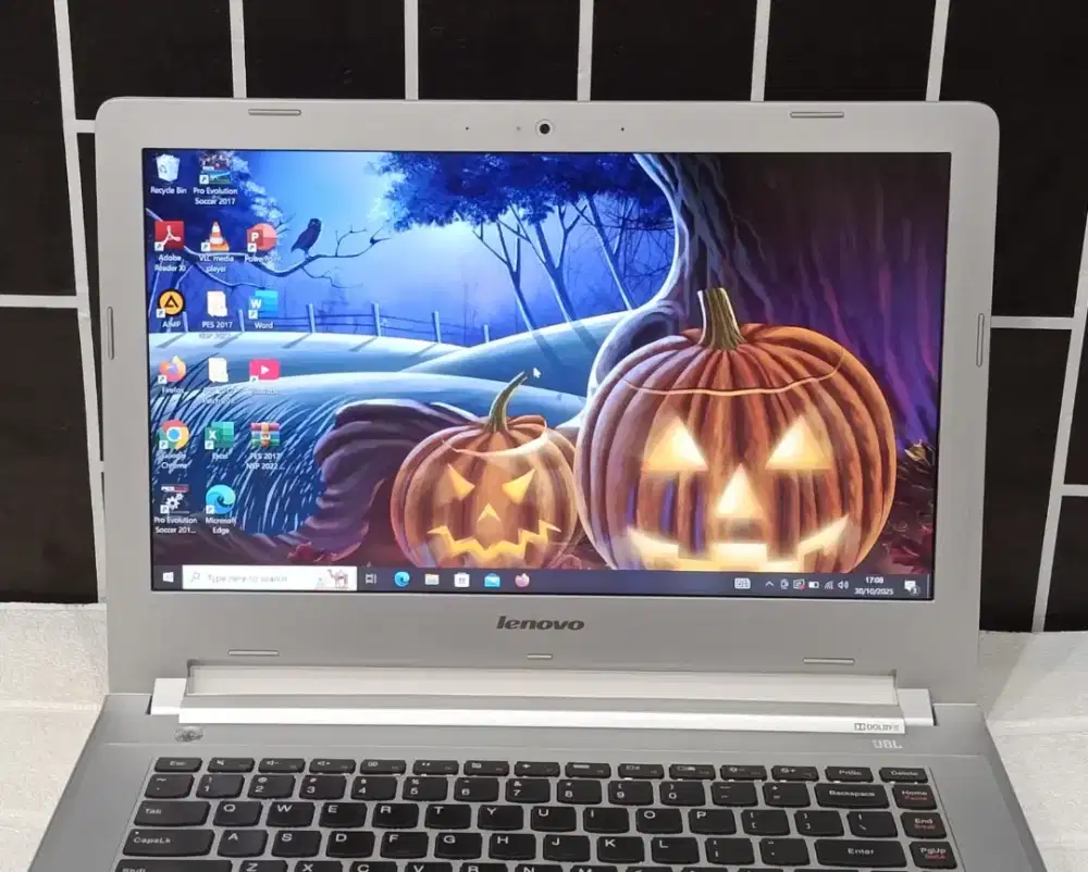 Laptop Lenovo ideapad 500/ Core i5-6200U /Ram 4GB / HDD 1TB