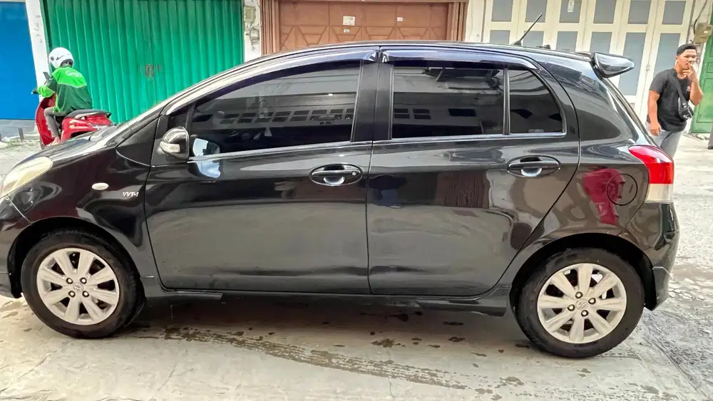 Toyota Yaris 2010 Bensin
