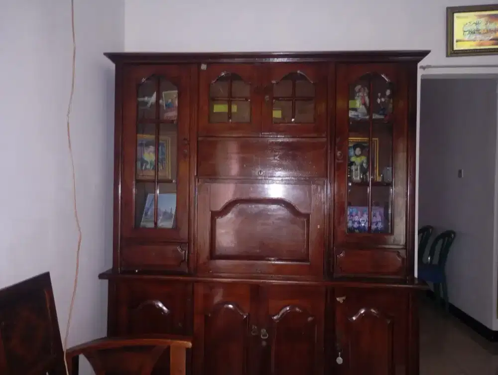 Jual lemari kayu jati