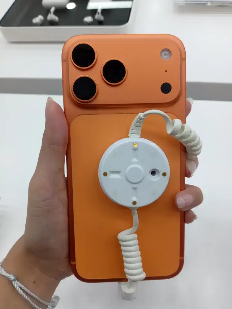 IPHONE 17 PRO MAX bisa cicilan