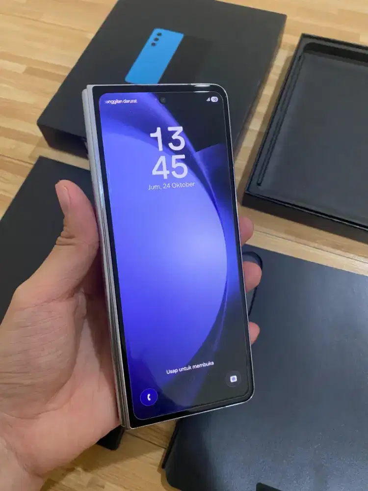 Samsung Galaxy Z Fold 5 12/256 SEIN Fullset