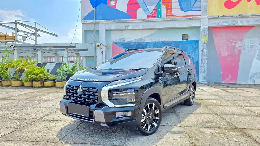 [KM 1.000 PERAK]MITSUBISHI XPANDER CROSS PREMIUM AT HITAM 2025 GRESS