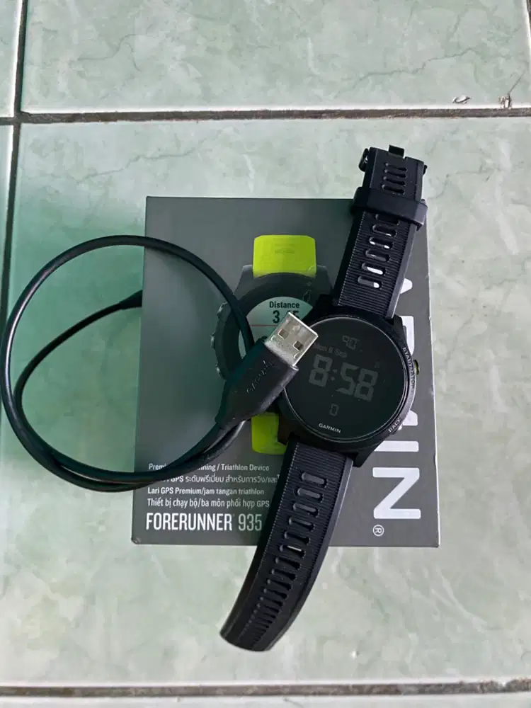 Garmin FR 935 ex Tam