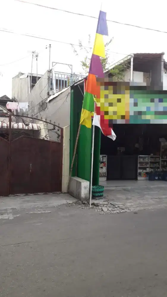 Jual rumah plus toko lokasi semanggi luas 151m hrg 1,8Myd nego