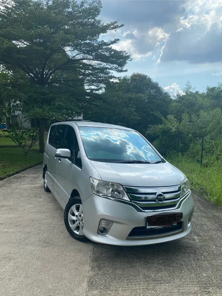 Nissan Serena 2014 Bensin