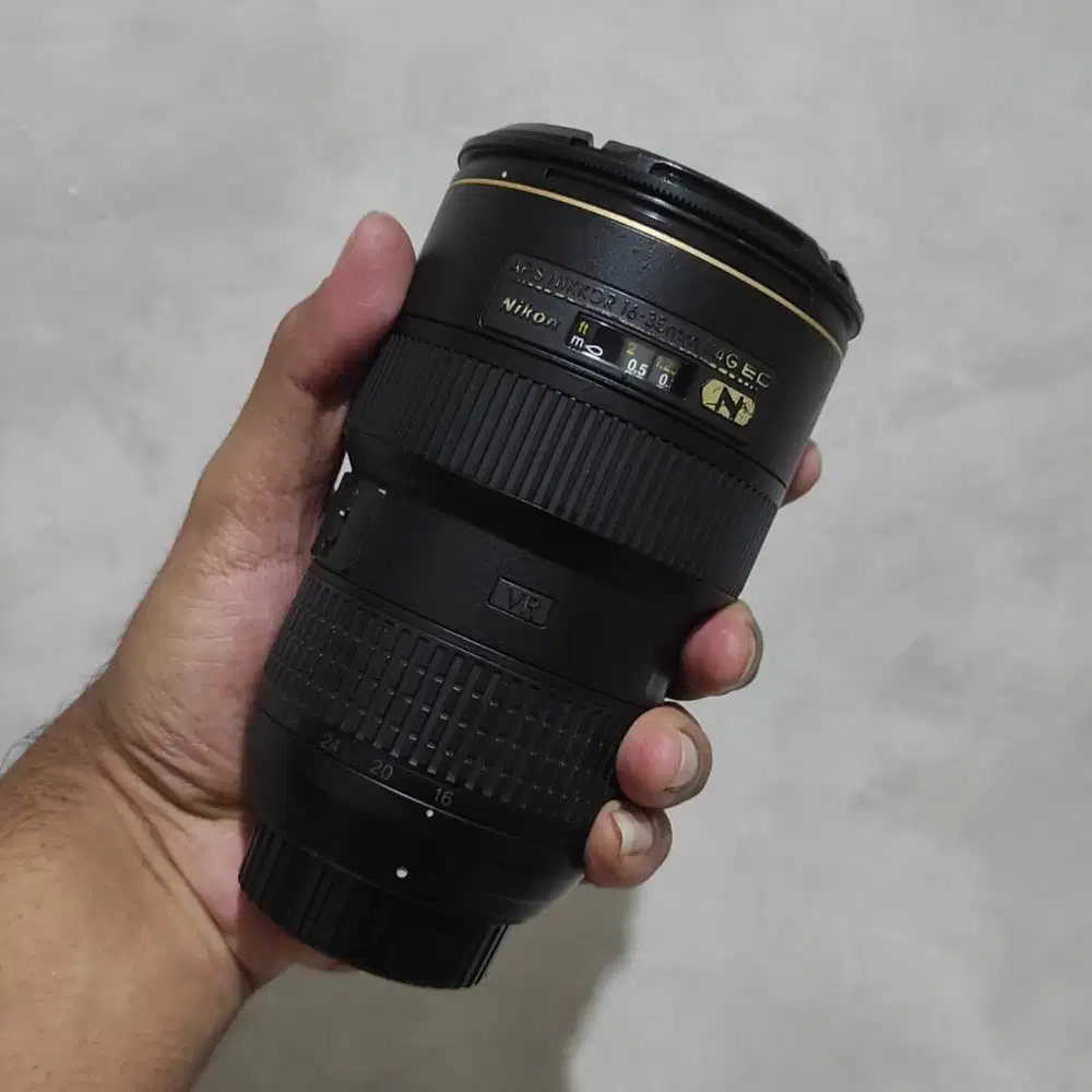 DIJUAL LENSA NIKON 16-35MM F4 NANO