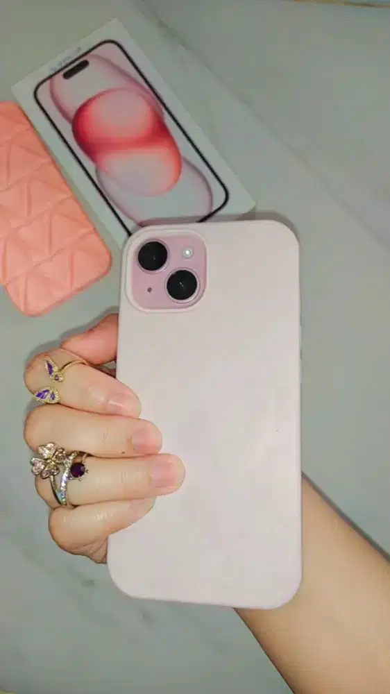 Iphone 15 128GB iBox garansi on 2026