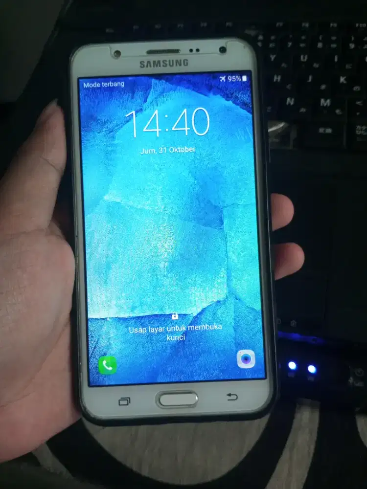 Samsung j7 bekas (batangan)