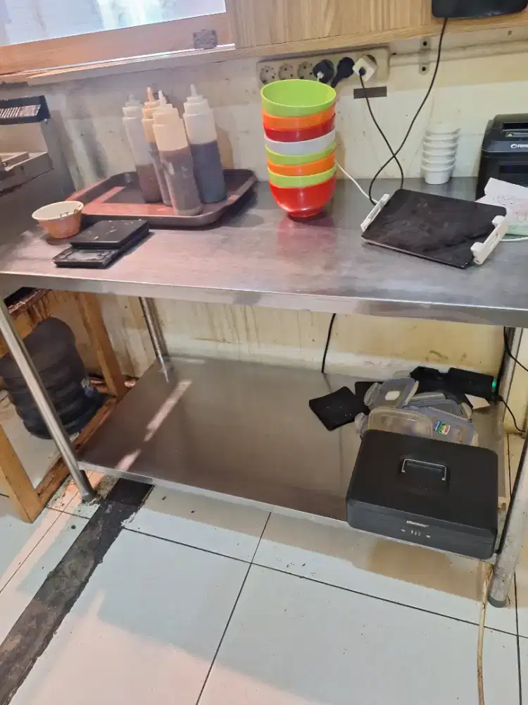 MEJA STAINLESS EX RESTO