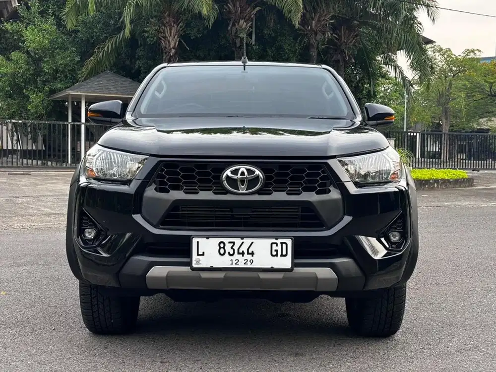 Toyota Hilux G Double Cabin 4x4 Manual 2024 “KM 18rb” Full Orisinil