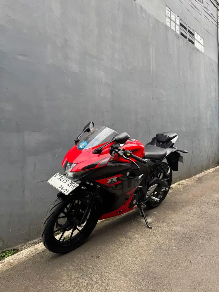 Suzuki GSX 150R 2023