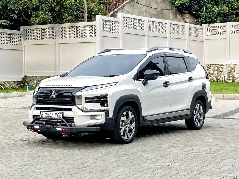 MITSUBISHI XPANDER CROSS PLUS 1.5AT 2023. PUTIH, KM LOW 5rb