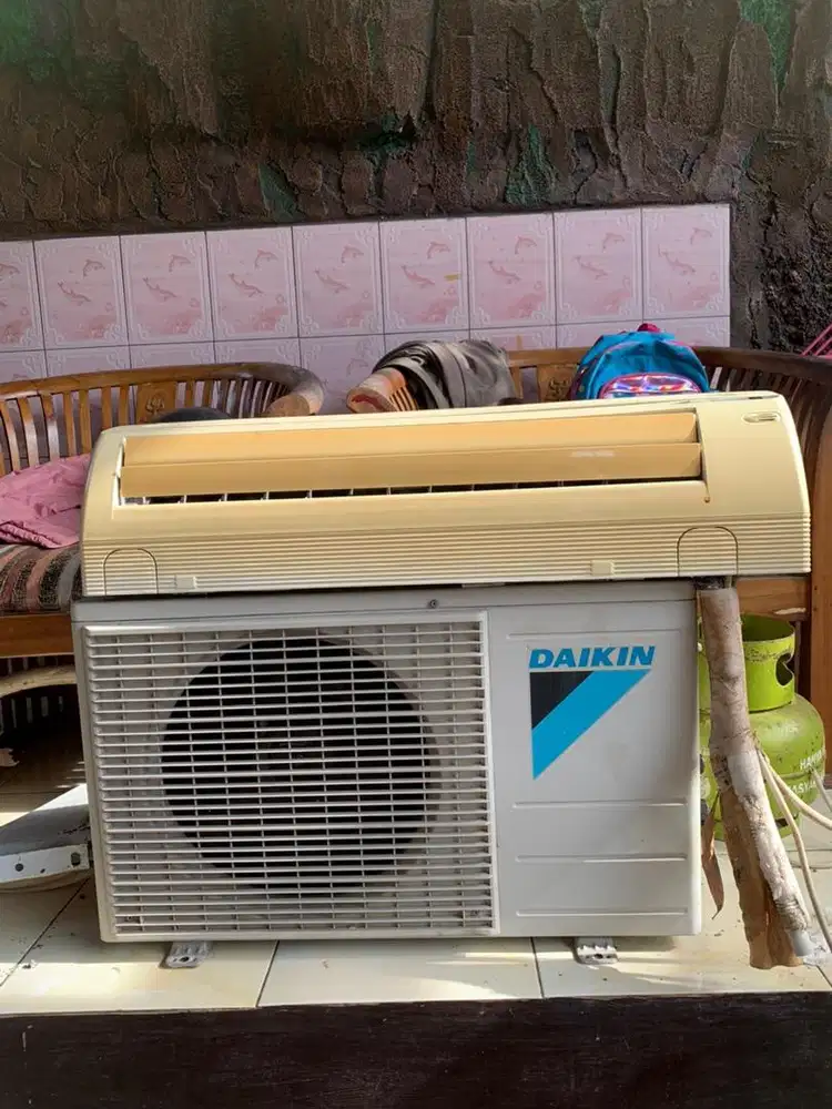 JUAL AC DAIKIN 1 PK - DINGIN & AWET