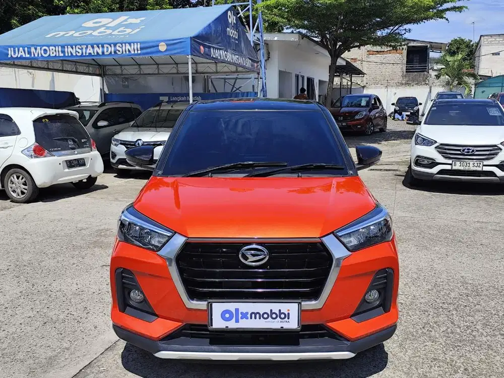 DP MURAH - Daihatsu Rocky 1.0 R ADS Two Tone Bensin-MT 2021