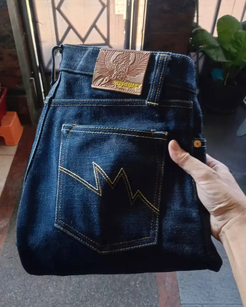 Mischief denim - Golden Gryphon IL ST 22oz