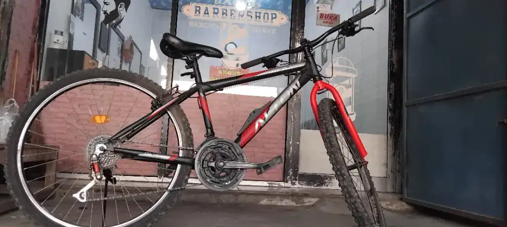 Sepeda gunung merk ALTON normal lok x deres