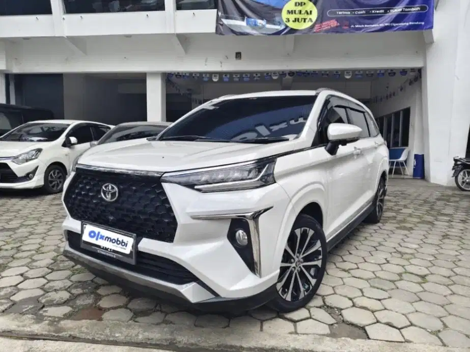 Like New - Toyota Avanza 1.5 New Veloz CVT Bensin-AT 2022