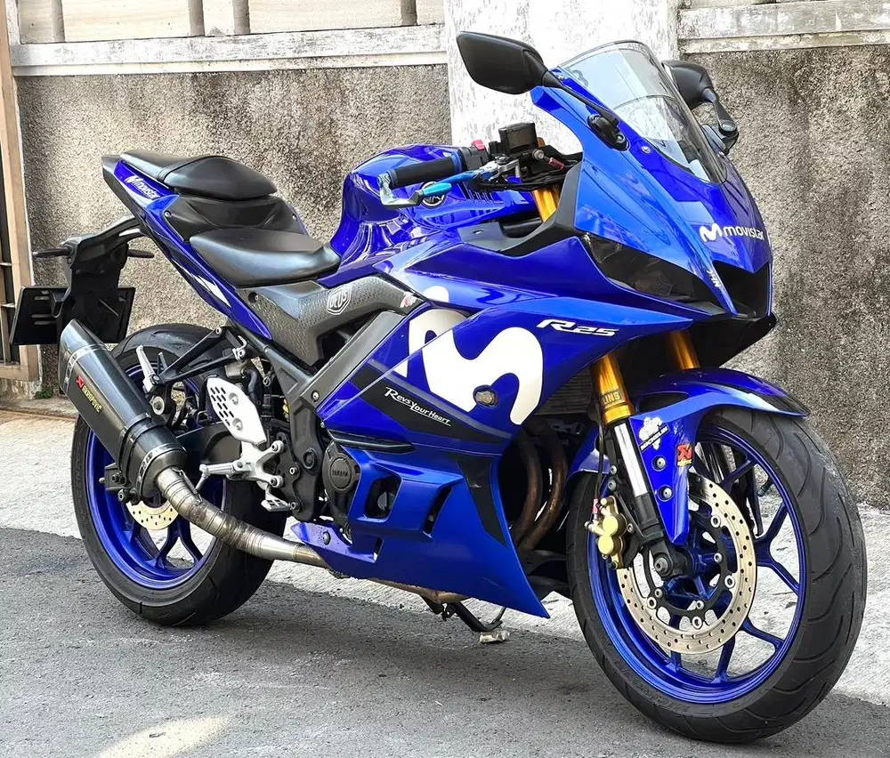 Yamaha R25 New V2 Movistar mulus no minus 2019 biru blue modif