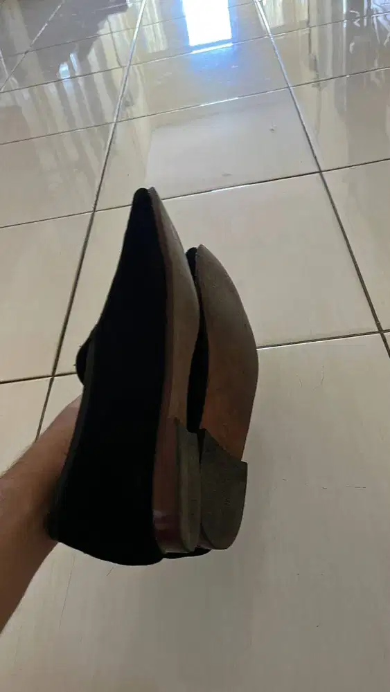 Loafer Suede Hitam Porteegoods