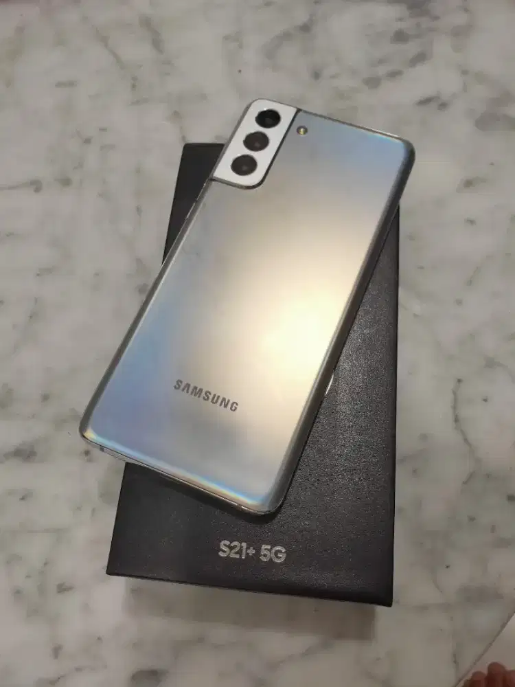Samsung S21+ silver