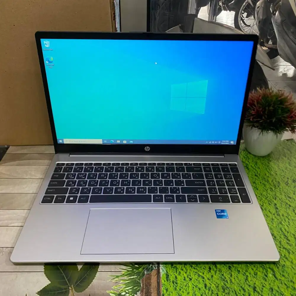 HP 250 G10 Core i3-1315U RAM 4GB SSD 256GB 15,6FHD Windows 11