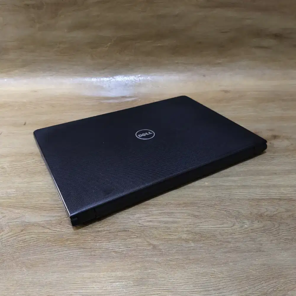 Laptop  Dell Vostro Core i5 Gen 7 Ram 16GB  bonus Mouse Baru Siap paka