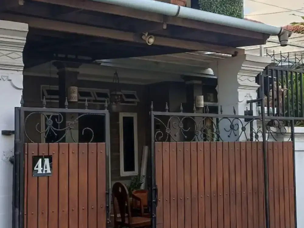 jual RUMAH SIDAKARYA 2,8M RUMAH LANTAI 2 AREA SIDAKARYA DENPASAR SELATAN