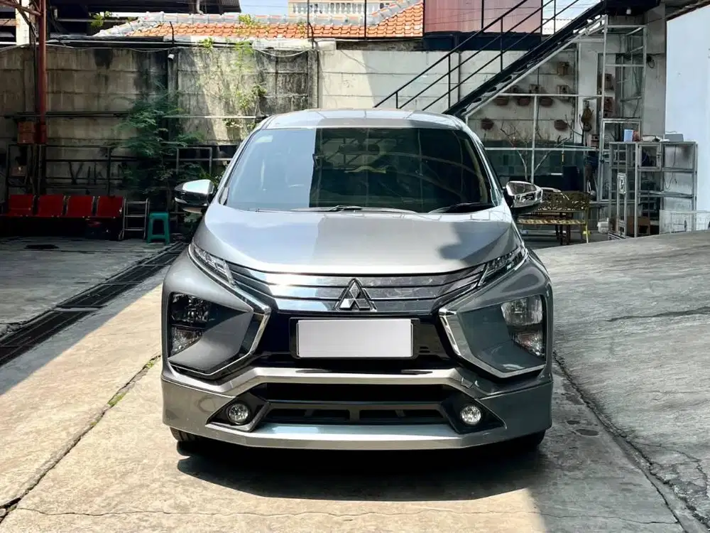 Mitsubishi Xpander Ultimate Matic/ AT '2017' Abu-abu