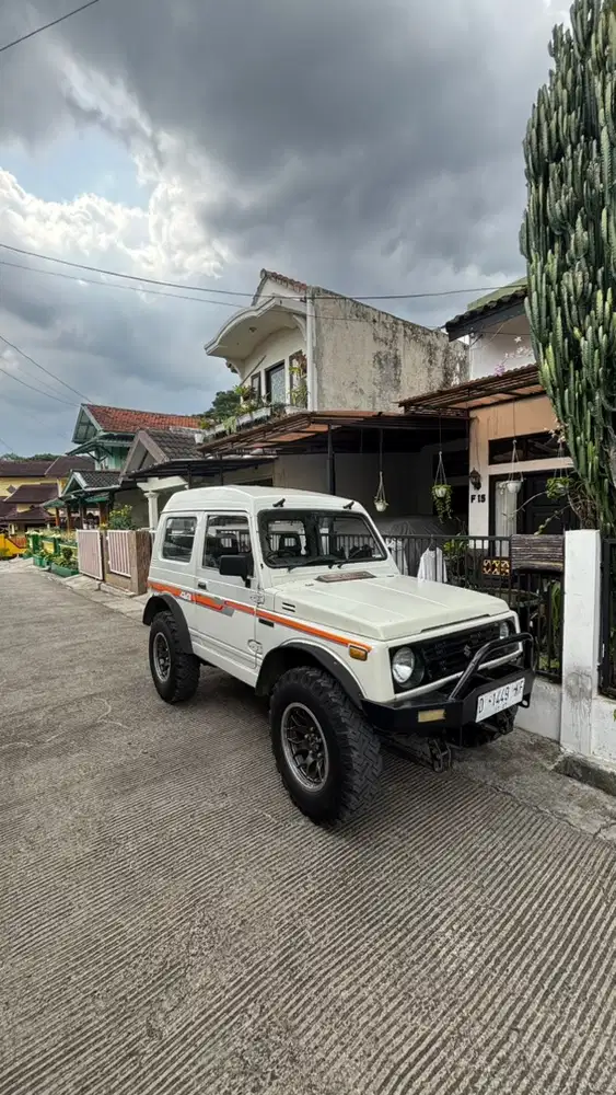 Suzuki Jimny 1992 Bensin