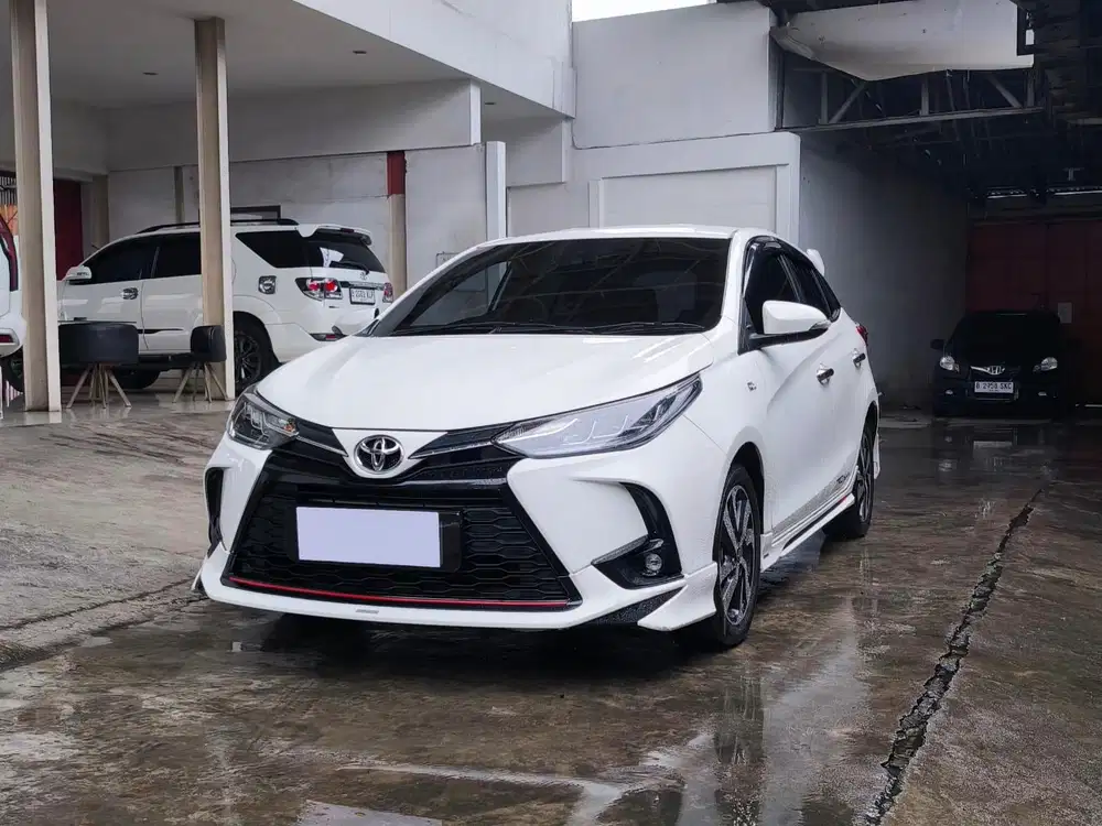 Toyota Yaris S TRD Matic / AT 2021 Putih