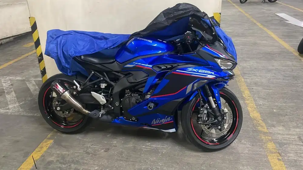 Kawasaki ZX25 Tahun 2023